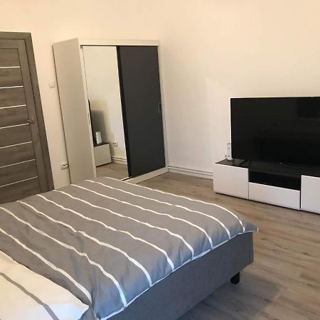 Gigi Apartment Клуж-Напока Екстериор снимка